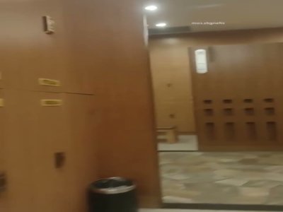 [MP4/ 820M] 重庆融汇温泉更衣室偷拍视频完整版_男子伙同女友偷拍大量女宾入浴更衣视频！ 